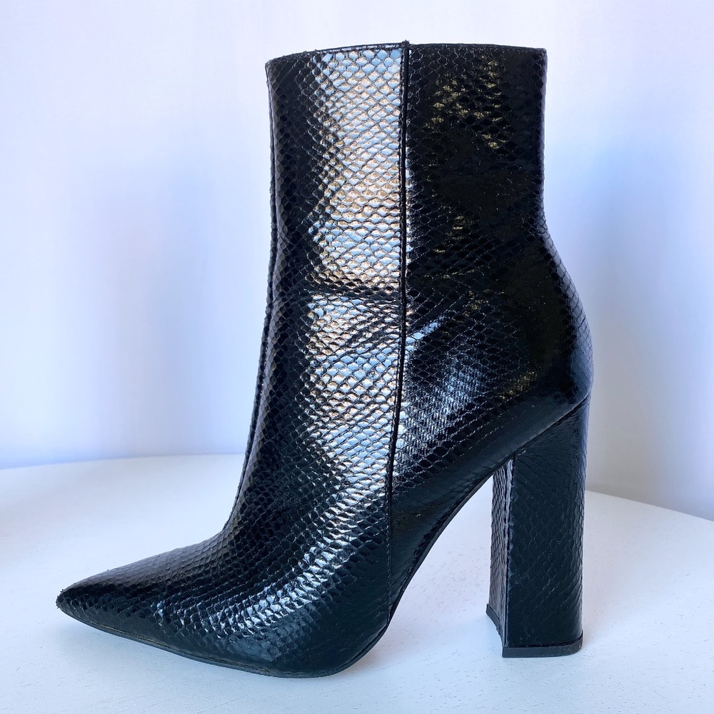 TOPSHOP | HARRI POINT TOE HIGH HEEL BOOT BLACK